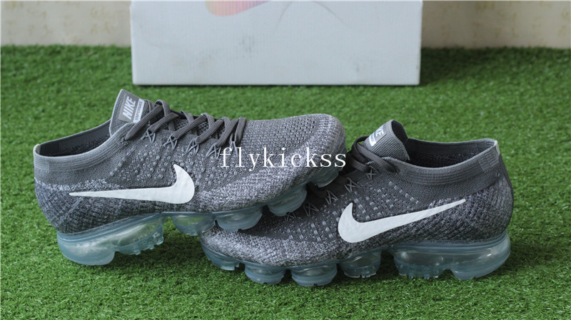 Nike Air VaporMax Flyknit Dark Grey